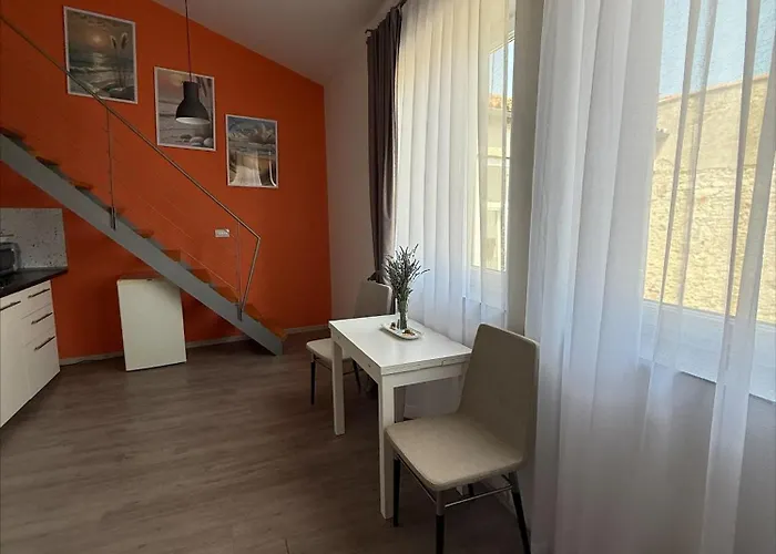 Apartman Downtown Póla