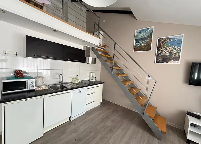 Downtown Apartment *