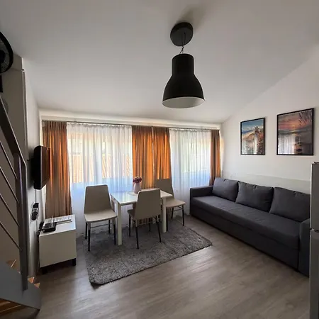Downtown Apartman *
