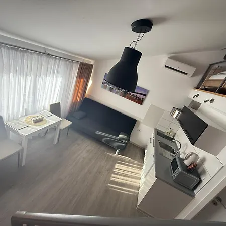 Apartment Downtown *